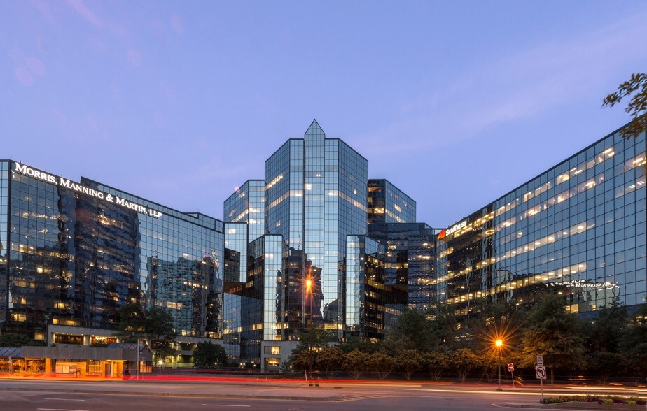 3353 Peachtree Rd NE, Atlanta, GA à louer - Photo de l’immeuble – Image 3 sur 14