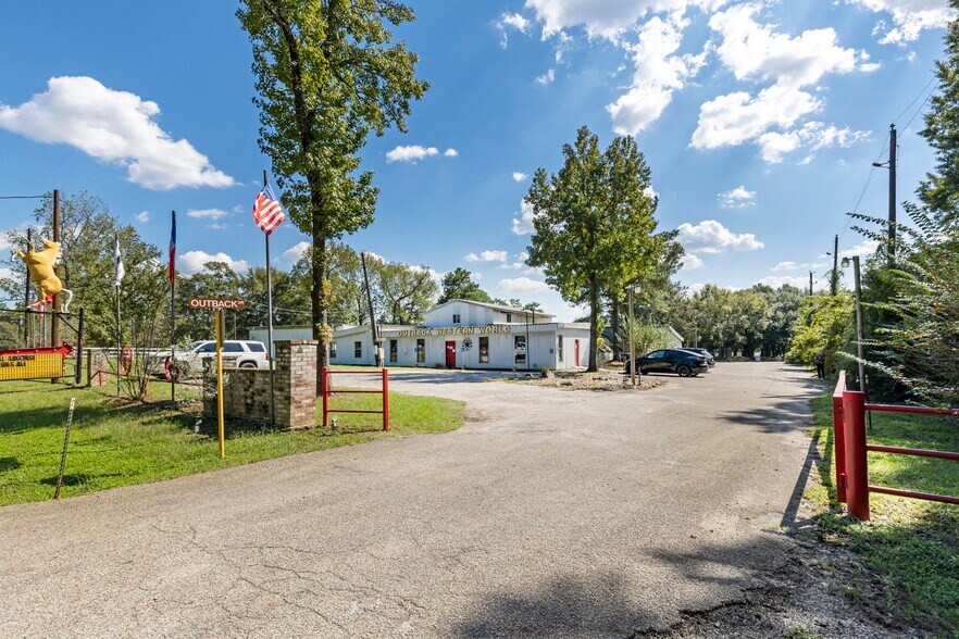 30405 Dobbin Huffsmith Rd, Magnolia, TX à vendre - Photo de l’immeuble – Image 2 sur 34