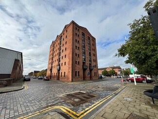 Plus de détails pour 13 Hull Marina Warehouse, Hull - Local commercial à louer