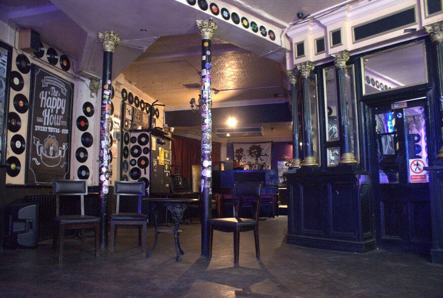 Malden Rd, Londres à vendre - Photo intérieure – Image 2 sur 7