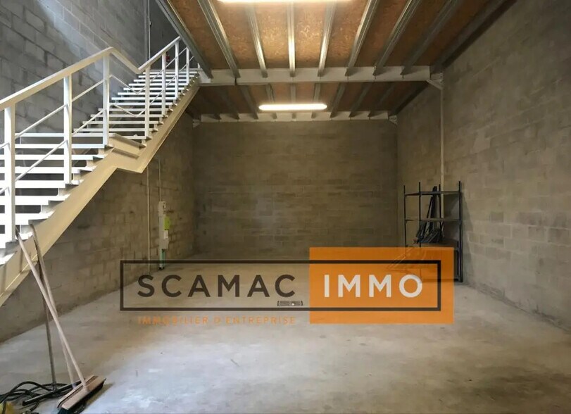 Industriel/Logistique dans Romainville à louer - Photo intérieure – Image 1 sur 4