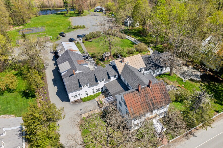 9 Main St, Lyme, NH à vendre - Photo de l’immeuble – Image 1 sur 40