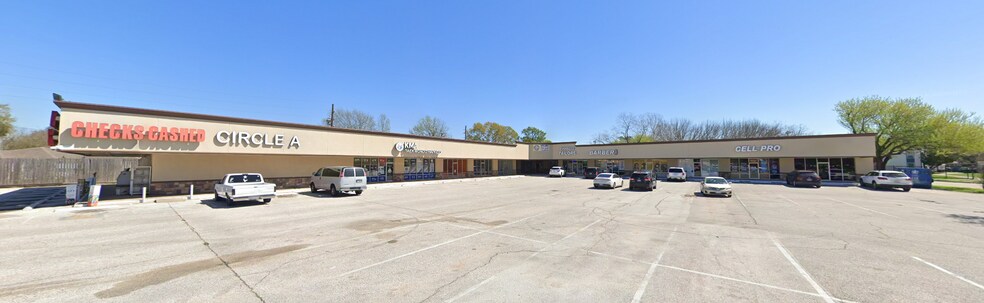 11302-11332 Huffmeister Rd, Houston, TX à louer - Photo de l’immeuble – Image 2 sur 10