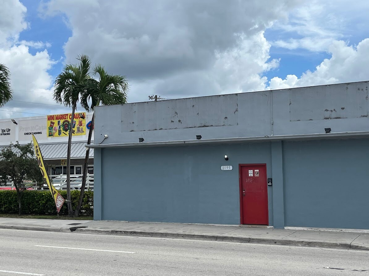 2195 NW 27th Ave, Miami, FL à vendre Photo de l’immeuble– Image 1 sur 47
