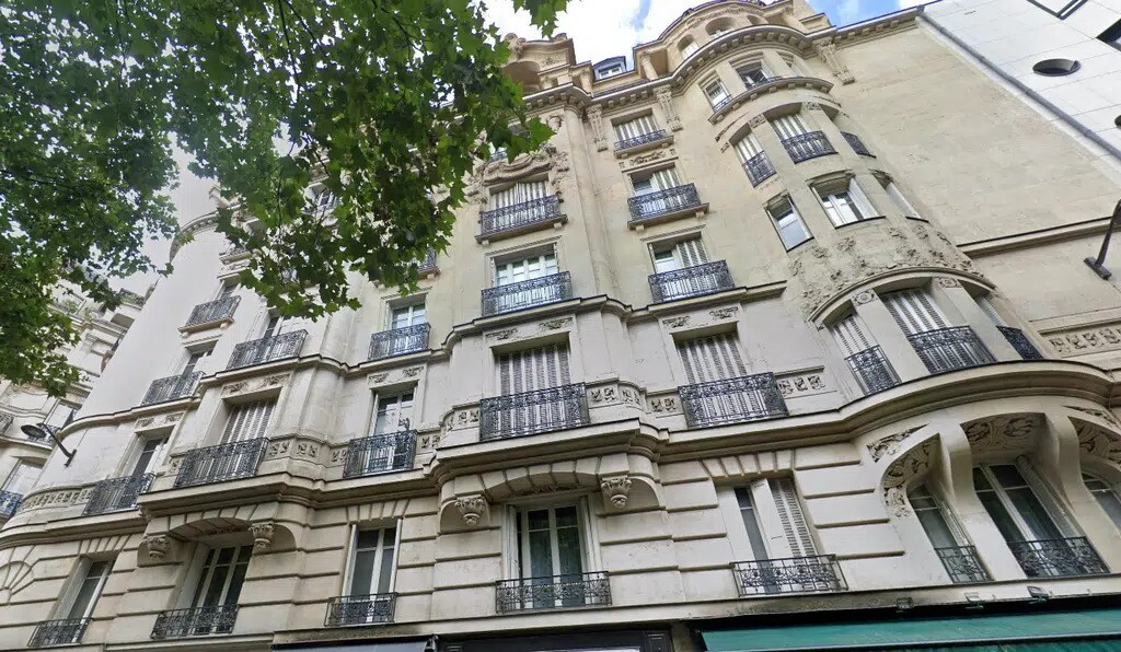 Local commercial dans Paris à vendre Photo de l’immeuble– Image 1 sur 2