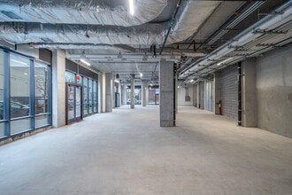 1725 Village Ln, Far Rockaway, NY à louer Photo intérieure– Image 1 sur 4