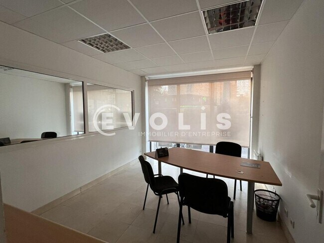 Plus de détails pour Bureau à louer