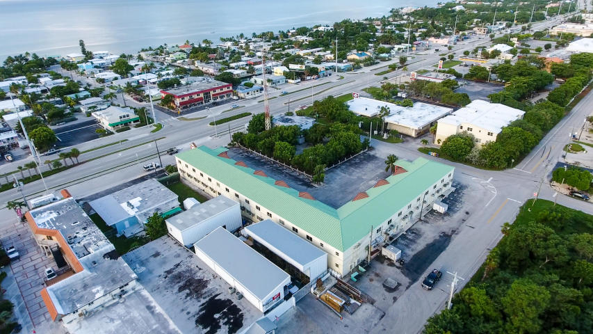 11400 Overseas Hwy, Marathon, FL à louer Photo principale– Image 1 sur 4