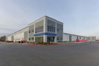 Plus de détails pour 7402-7490 26th St E, Fife, WA - Industriel/Logistique à louer