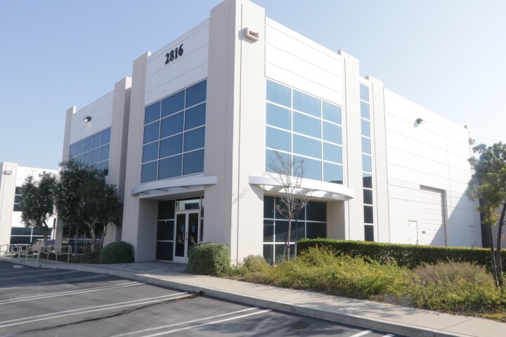 2816 Columbia St, Torrance, CA à louer - Photo de l’immeuble – Image 1 sur 120