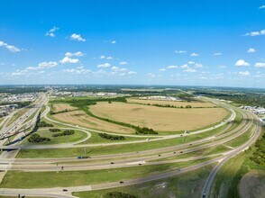 256.24 Acres on IH 35 & Hwy6, Waco, TX - Vue aérienne vue de carte - Image1
