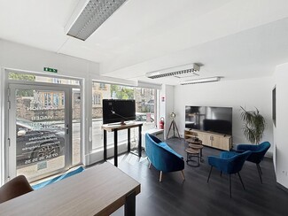 Plus de détails pour Local commercial à louer