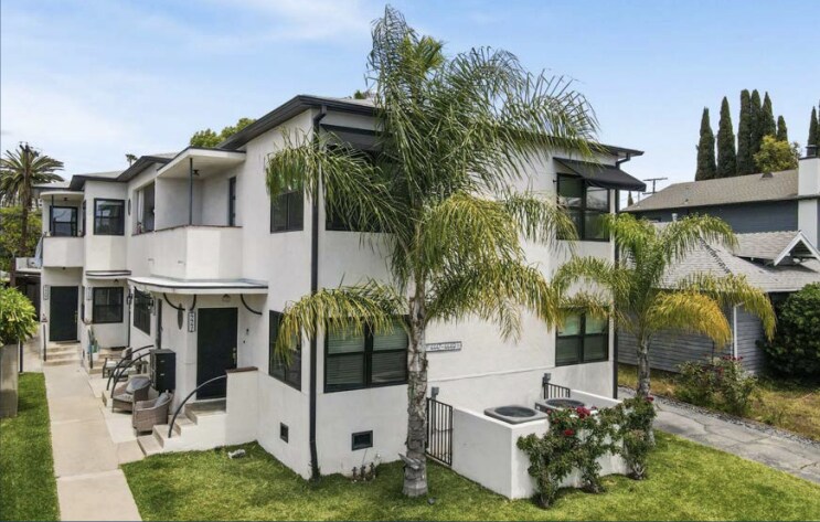 4447 Finley Ave, Los Angeles, CA à vendre - Photo de l’immeuble – Image 3 sur 15