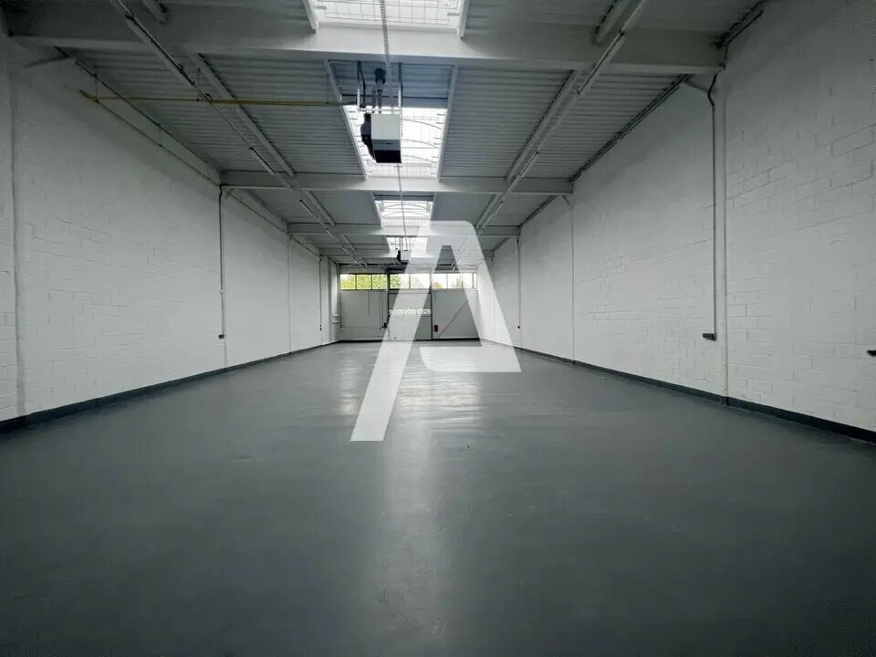 Industriel/Logistique dans Bonneuil-sur-Marne à louer Photo intérieure– Image 1 sur 9