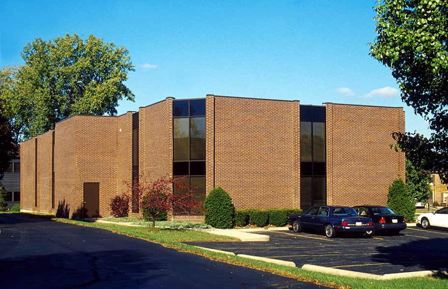 7031 Corporate Way, Dayton, OH à louer - Photo de l’immeuble – Image 2 sur 3