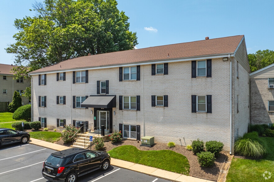 26 Cheswold Blvd, Newark, DE à vendre - Photo principale – Image 1 sur 33
