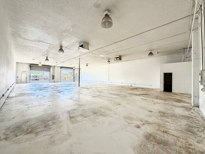 3744 Meade Ave, Las Vegas, NV à louer - Photo de l’immeuble – Image 3 sur 7
