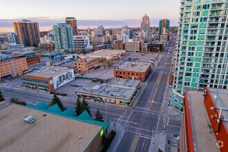 1010 8th St SW, Calgary, AB - VUE AÉRIENNE vue de carte - Image1