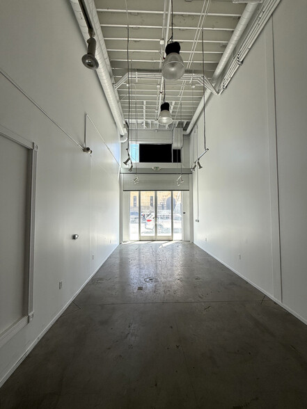 921 Crocker St, Los Angeles, CA à vendre - Photo intérieure – Image 3 sur 24