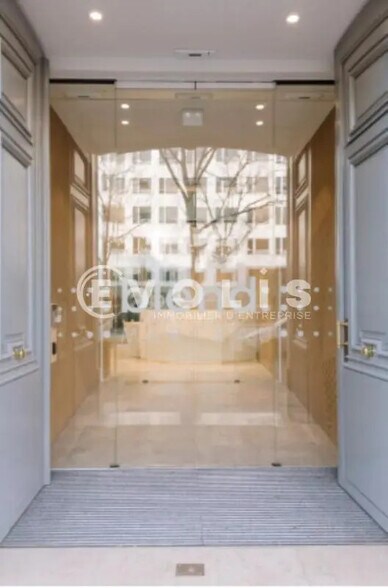 Bureau dans Paris à louer - Photo de l’immeuble – Image 1 sur 10