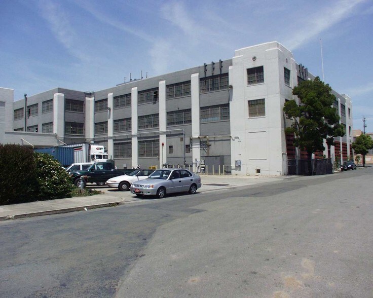 1093-1099 Essex Ave, Richmond, CA à louer - Photo de l’immeuble – Image 2 sur 6