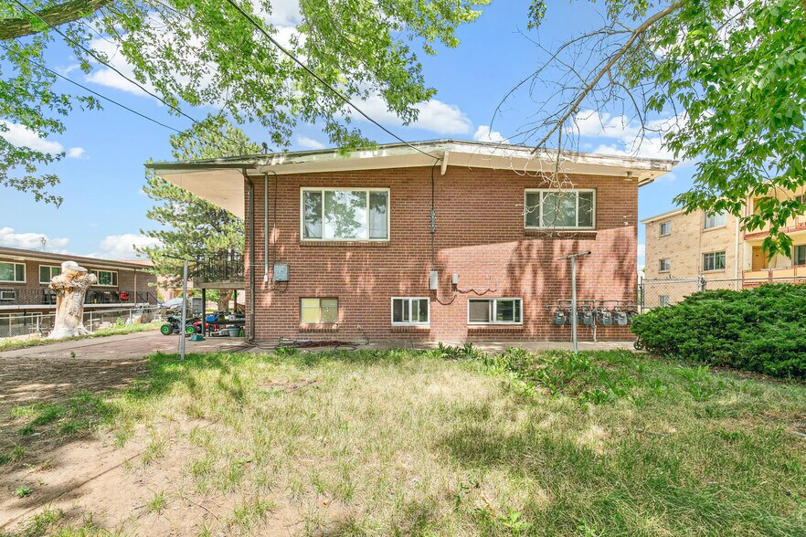 92 W Ida Ave, Littleton, CO à vendre - Photo de l’immeuble – Image 3 sur 20