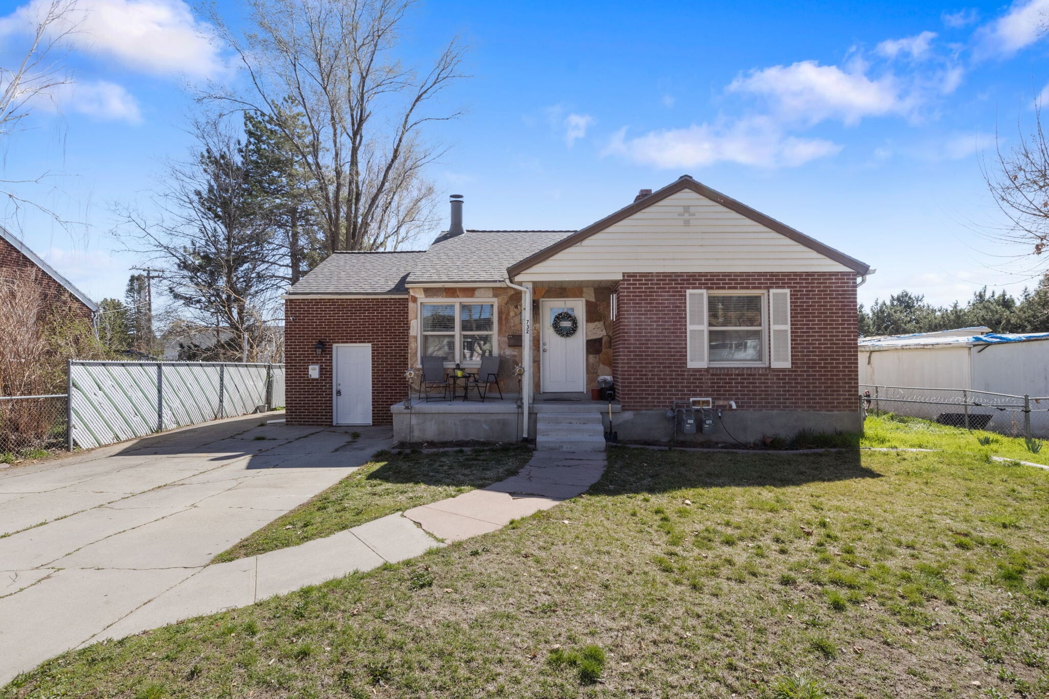 732 E 1000 S, Clearfield, UT à vendre Photo principale– Image 1 sur 48