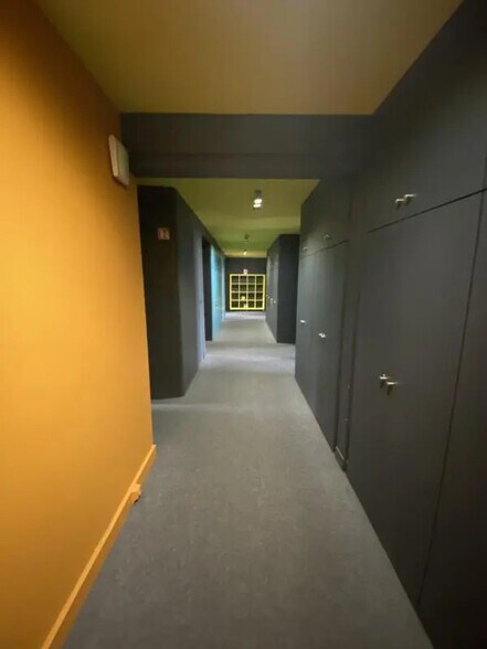 Bureau dans Orléans à vendre - Photo intérieure – Image 2 sur 17