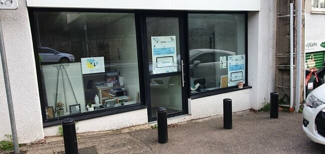 Plus de détails pour 67 Route De Paris, Tassin-la-Demi-Lune - Local commercial à louer