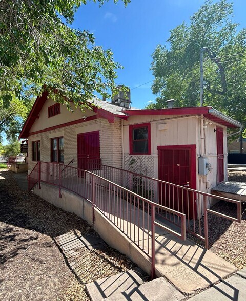 1003 Luna Cir NW, Albuquerque, NM à vendre - Photo de l’immeuble – Image 3 sur 12