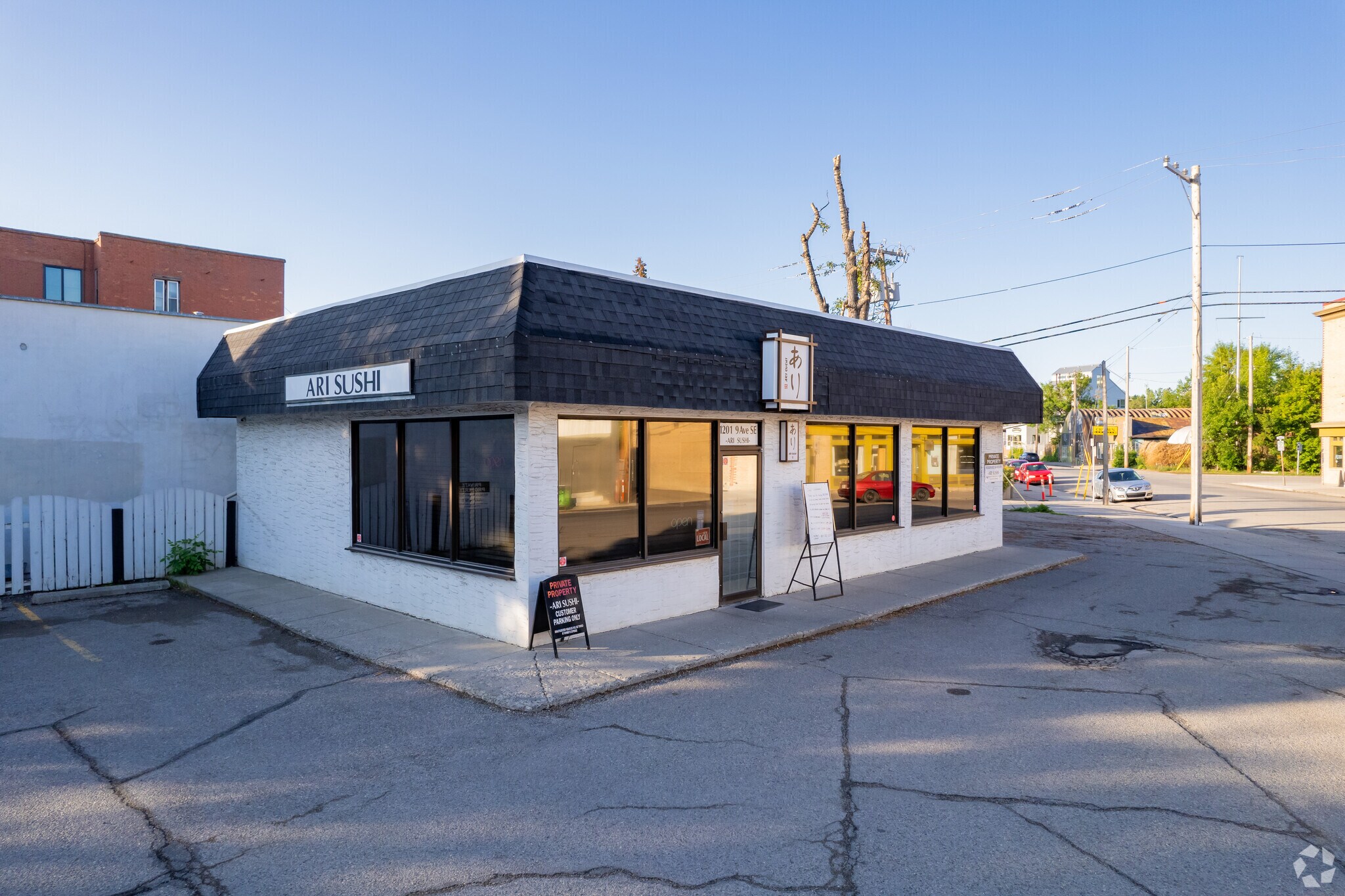 1201 9th Ave SE, Calgary, AB à vendre Photo principale– Image 1 sur 7