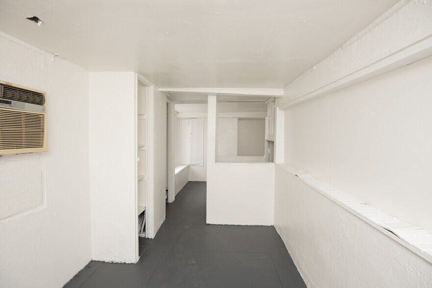 5011 W Adams Blvd, Los Angeles, CA à vendre - Photo intérieure – Image 3 sur 14