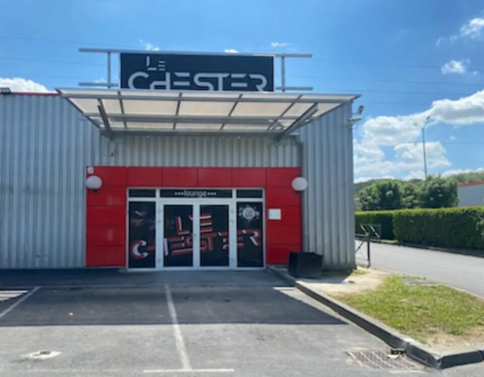 Local commercial dans Nogent-sur-Oise à louer Photo de l’immeuble– Image 1 sur 4