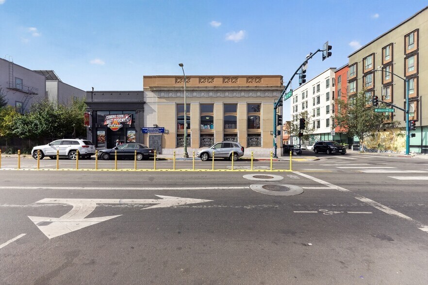 2307 International Blvd, Oakland, CA à vendre - Photo de l’immeuble – Image 2 sur 23