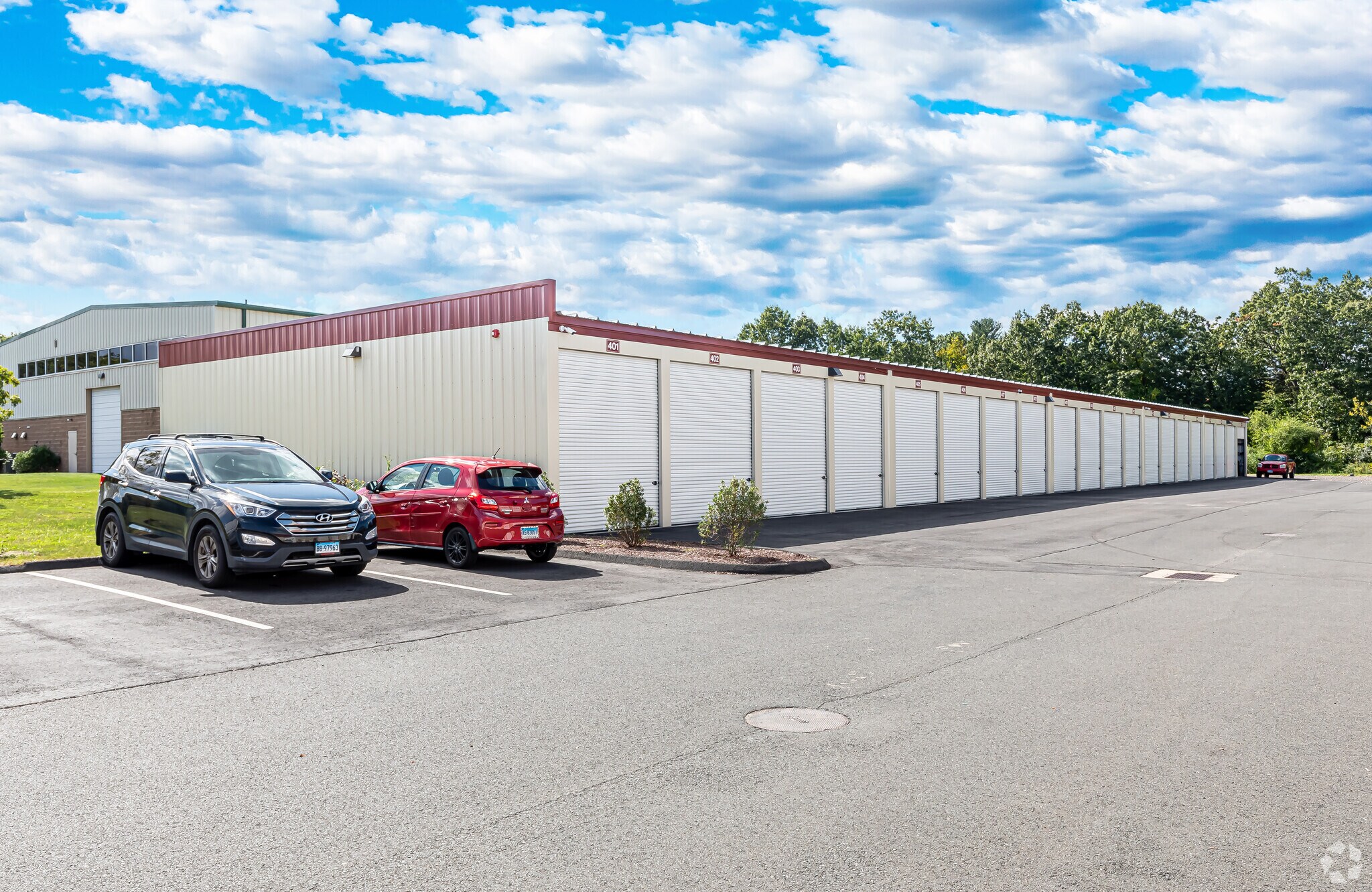 200 Old County Cir, Windsor Locks, CT à louer Photo principale– Image 1 sur 10