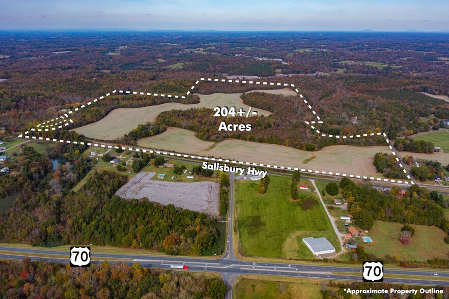 Salisbury Rd @ Elmwood Rd, Statesville, NC à vendre - Photo principale – Image 1 sur 4