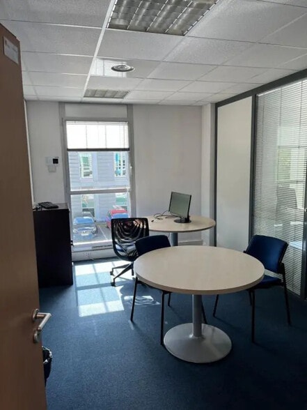 Bureau dans Nantes à louer - Photo de l’immeuble – Image 2 sur 7