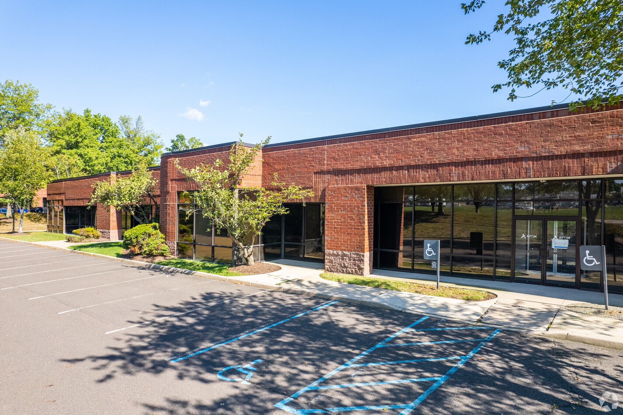 200 Horizon Dr, Hamilton, NJ à louer Photo principale– Image 1 sur 10