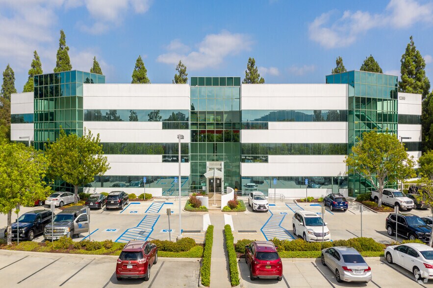 12396 World Trade Dr, San Diego, CA à vendre - Photo principale – Image 1 sur 13