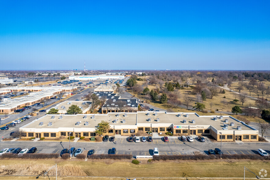 3115 N Wilke Rd, Arlington Heights, IL à louer - Photo de l’immeuble – Image 2 sur 17