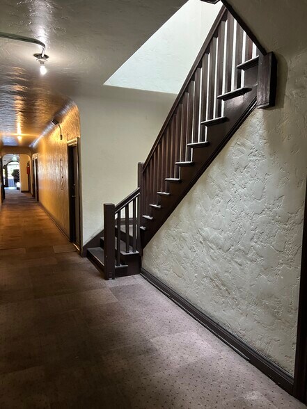 234 N Chicago St, Los Angeles, CA à vendre - Photo intérieure – Image 3 sur 4