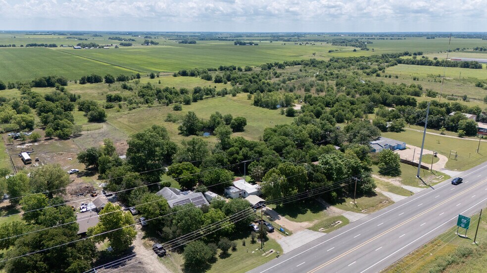 4302 N Main St, Taylor, TX à vendre - Photo de l’immeuble – Image 3 sur 32