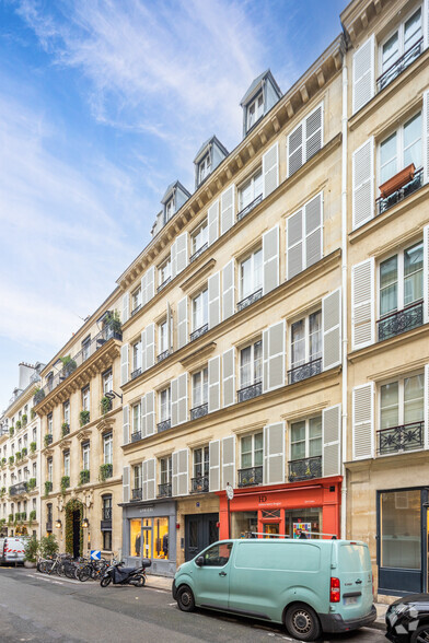 7 Rue Du Pré Aux Clercs, Paris à louer - Photo de l’immeuble – Image 3 sur 3