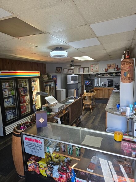 707 E Broadway St, Brunswick, MO à vendre - Photo intérieure – Image 2 sur 9