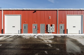 16 High St, Plainville, MA à louer Photo de l’immeuble– Image 1 sur 6