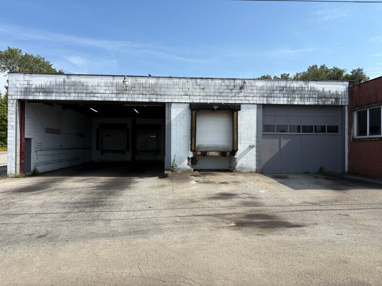 4315 Walnut St, McKeesport, PA à louer - Photo de l’immeuble – Image 2 sur 19