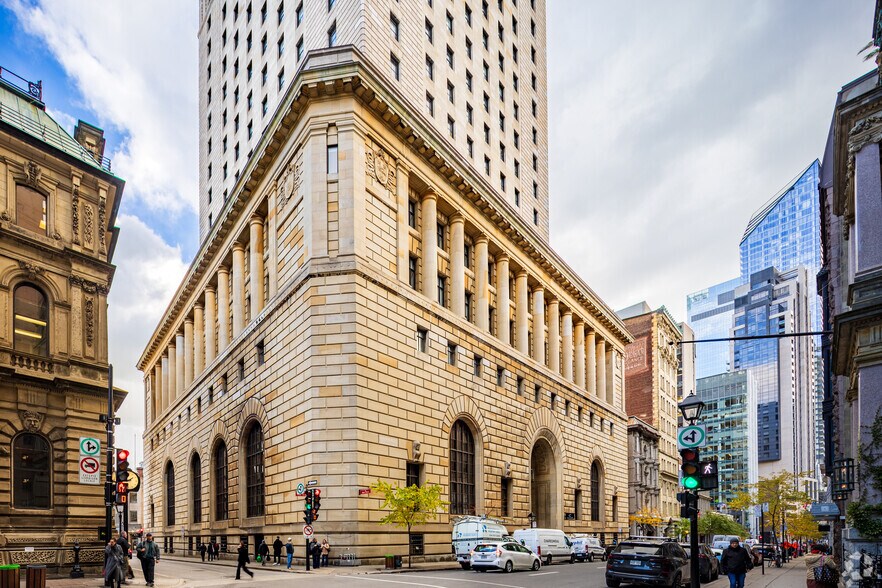 360 Rue Saint-Jacques, Montréal, QC à louer - Photo de l’immeuble – Image 2 sur 13