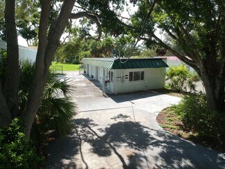 Plus de détails pour 1868 Wilbur Ave, Vero Beach, FL - Local d'activités à louer