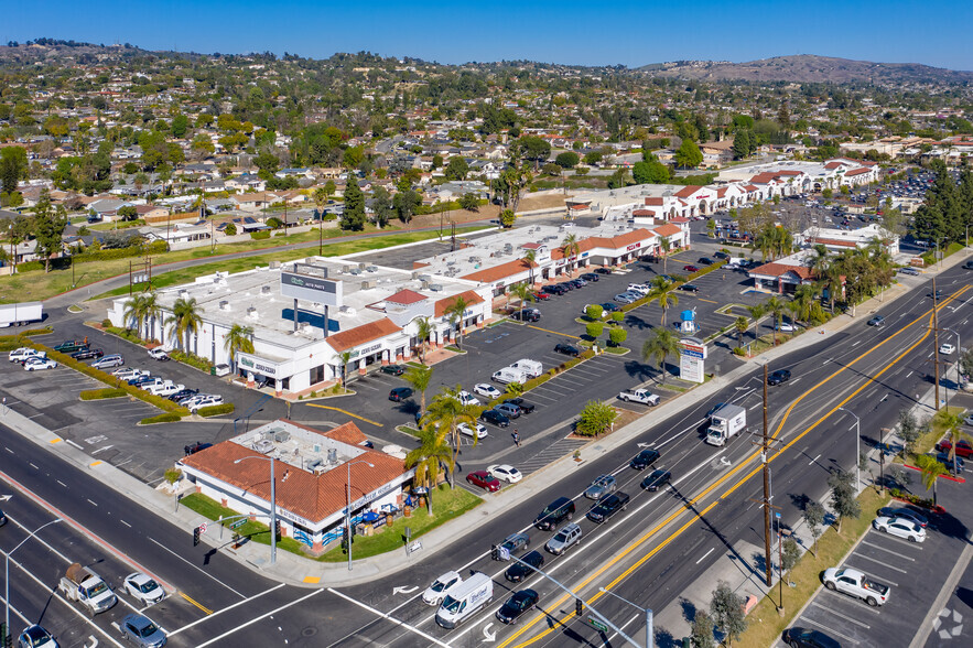 1471-1651 W Whittier Blvd, La Habra, CA à louer - Photo de l’immeuble – Image 2 sur 15