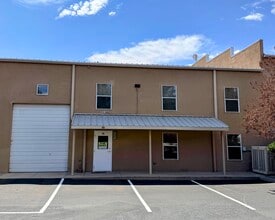 21 Bisbee Ct, Santa Fe, NM à louer Photo intérieure– Image 1 sur 19